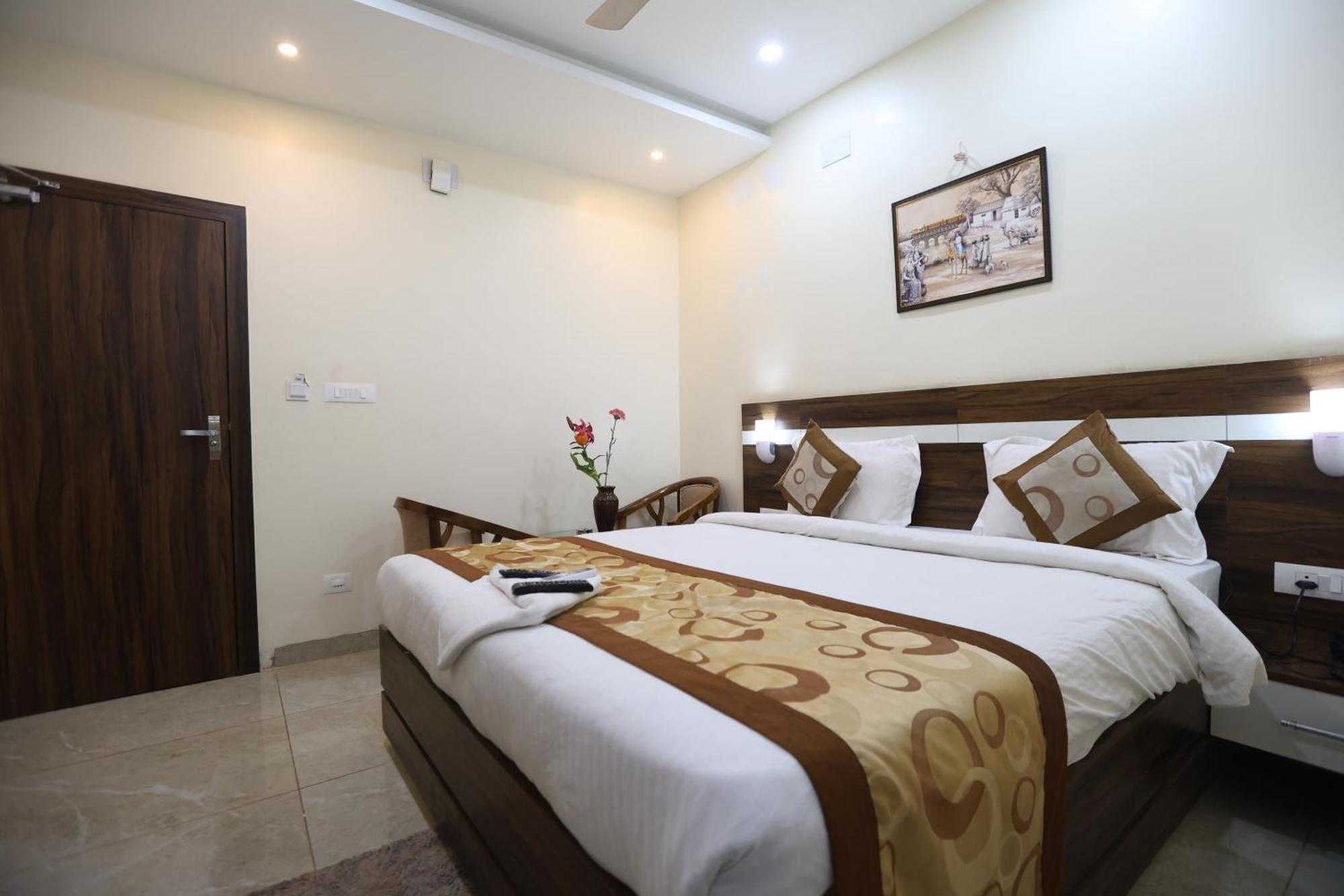 Hotel Sj Pride Bhubaneswar Dış mekan fotoğraf