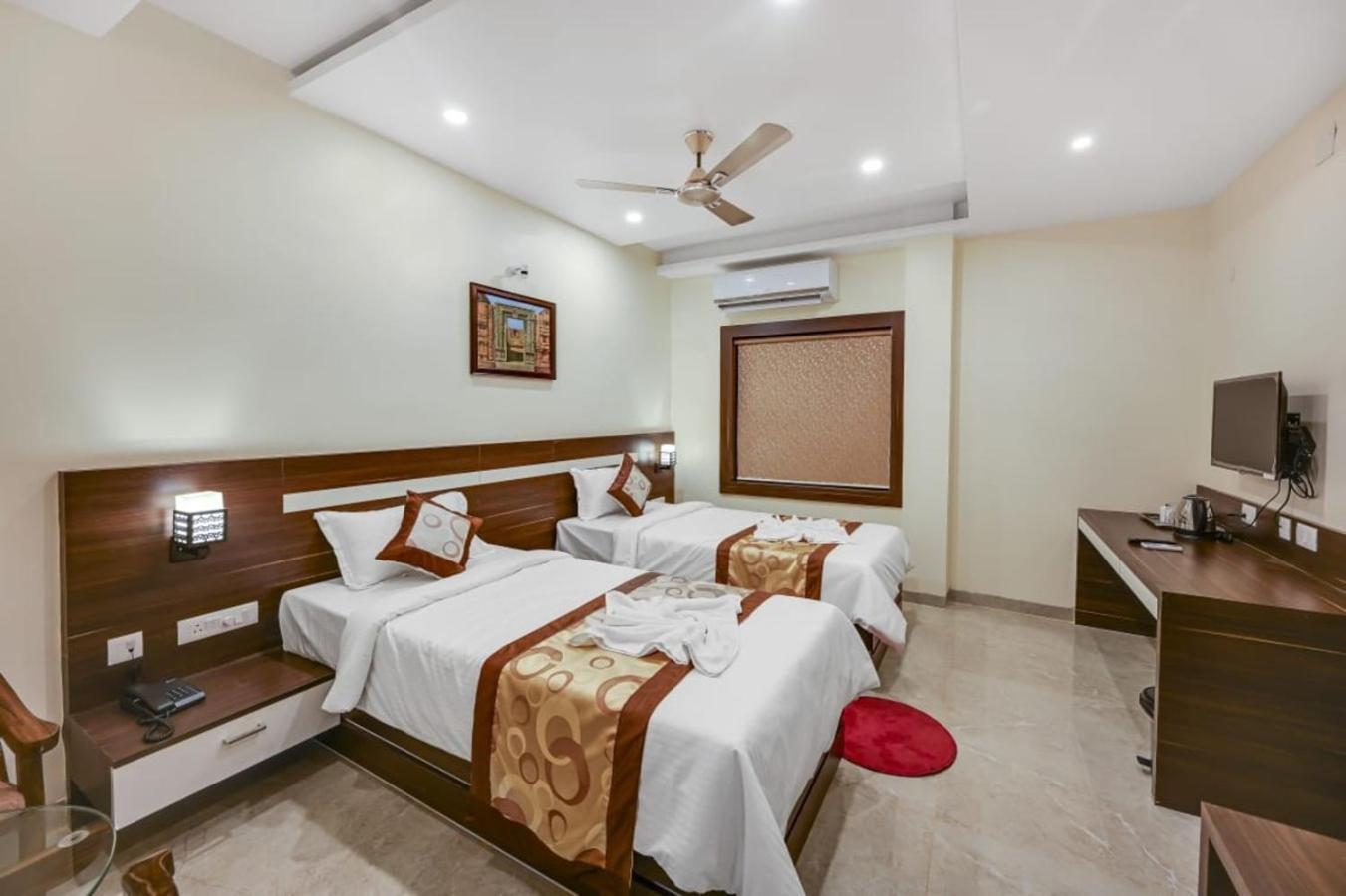 Hotel Sj Pride Bhubaneswar Dış mekan fotoğraf